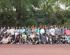 开云手机登录入口长堽校区美术教研室组织师生开展户外写生教学活动